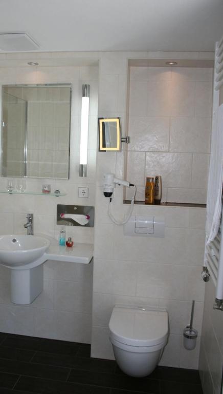 Landhotel Repetal Аттендорн Номер фото