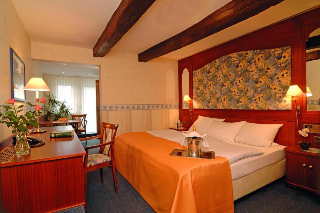 Landhotel Repetal Аттендорн Экстерьер фото